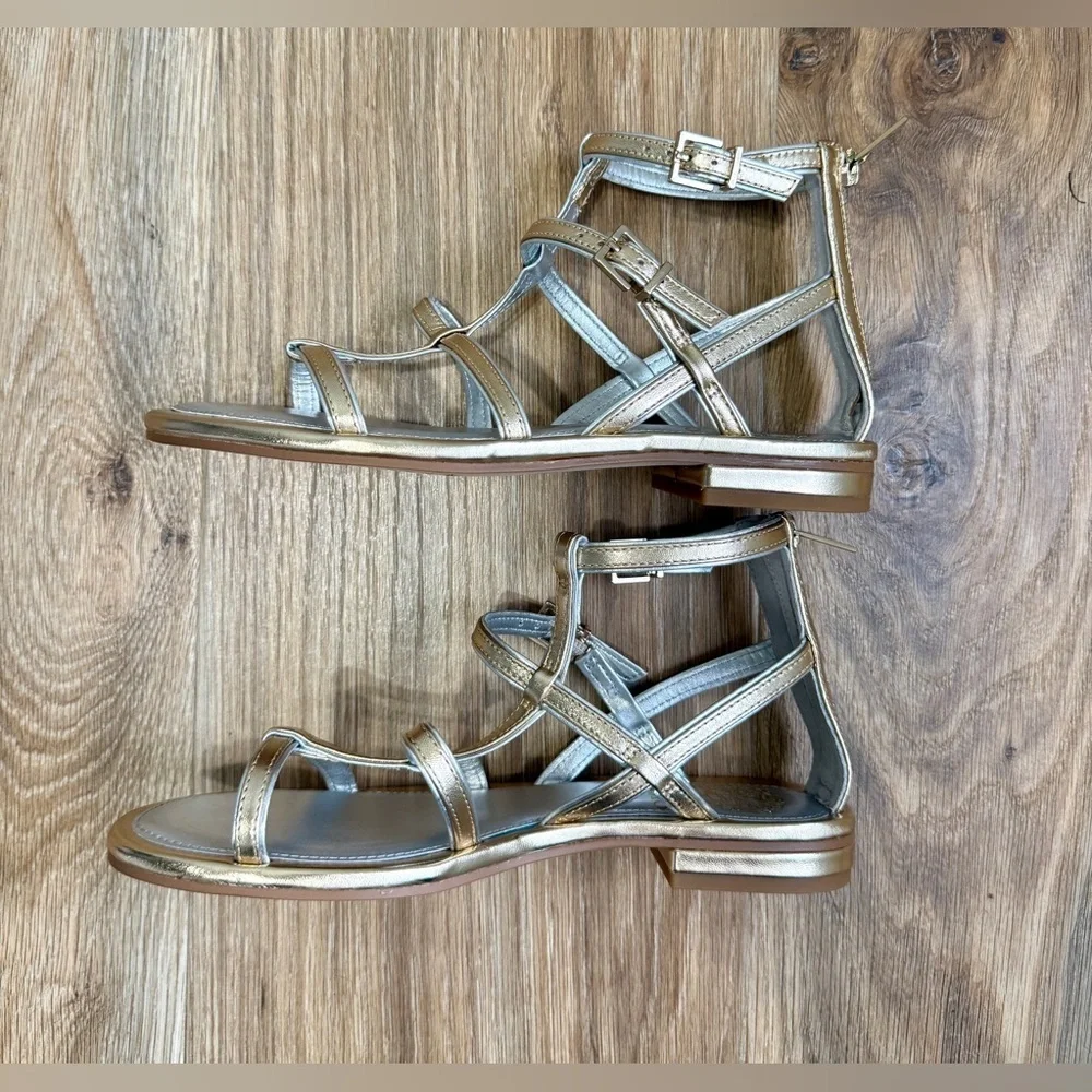 Vince Camuto Gold Metallic Multi-Strap Gladiator Flat Sandals Size 6M / 36.5